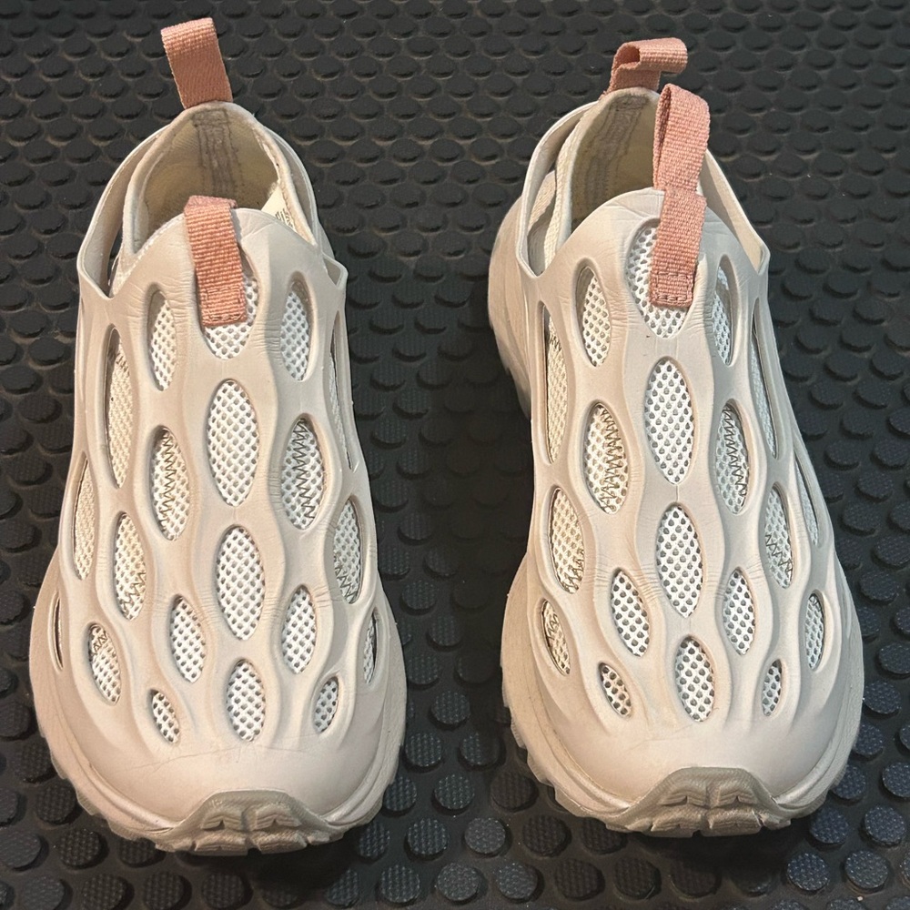 Women’s Hydro runner slip-ons shoes